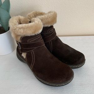 Bare Traps Eryn Brown Suede Plush Inner Winter Boots Woman’s 7M